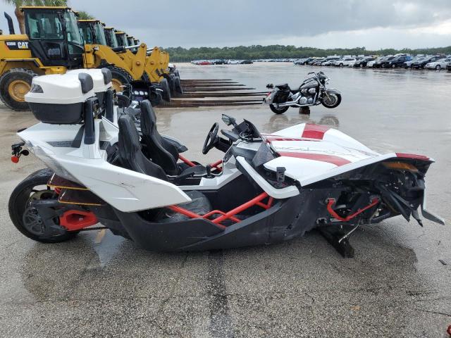 2016 POLARIS SLINGSHOT SL, 