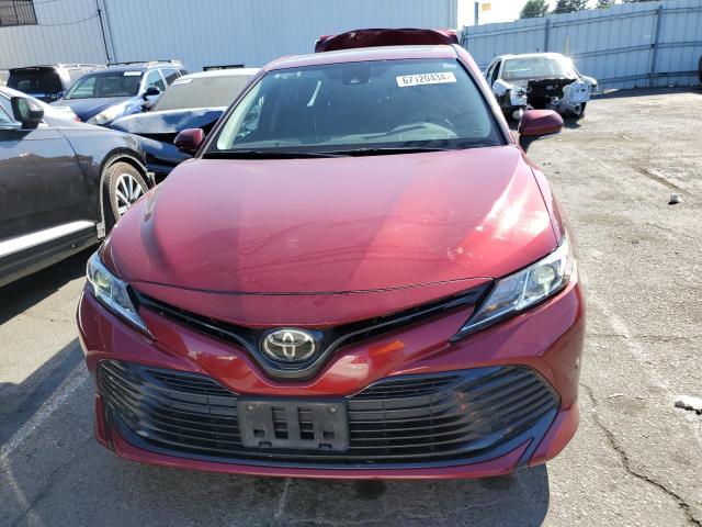 4T1L11AK3LU893712 - 2020 TOYOTA CAMRY LE RED photo 5