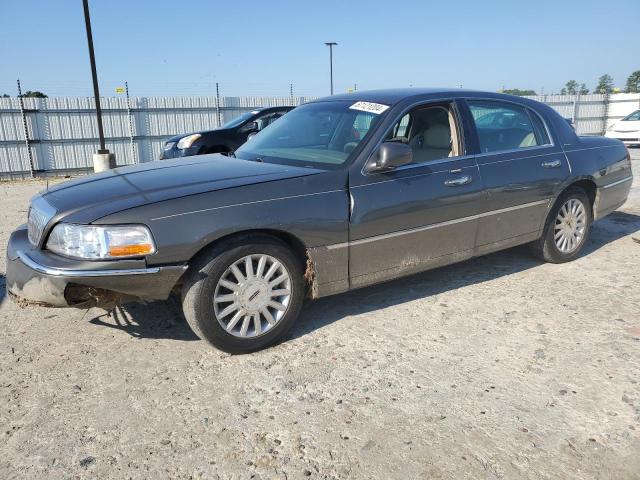 1LNHM81W33Y692877 - 2003 LINCOLN TOWN CAR EXECUTIVE GRAY photo 1