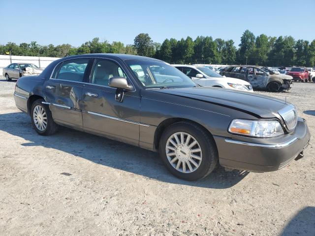 1LNHM81W33Y692877 - 2003 LINCOLN TOWN CAR EXECUTIVE GRAY photo 4