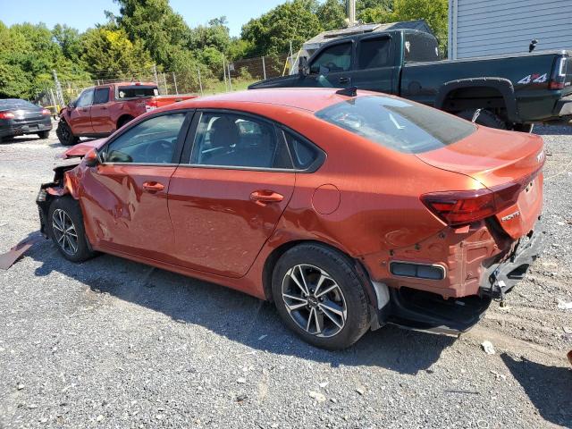 3KPF24AD2PE551450 - 2023 KIA FORTE LX ORANGE photo 2