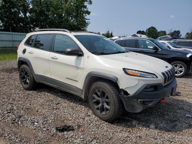 1C4PJMBB2JD610946 - 2018 JEEP CHEROKEE TRAILHAWK WHITE photo 4