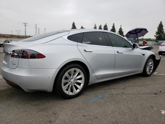 5YJSA1E21HF195481 - 2017 TESLA MODEL S Plata foto 3