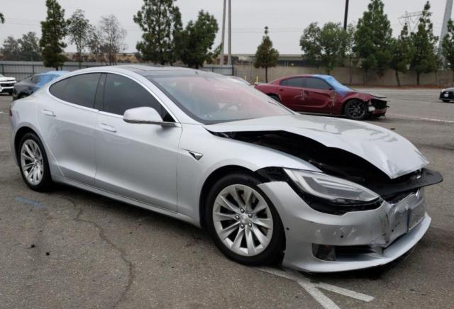 5YJSA1E21HF195481 - 2017 TESLA MODEL S Plata foto 4