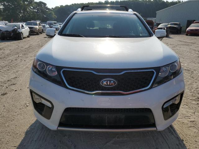 5XYKWDA20CG224513 - 2012 KIA SORENTO SX WHITE photo 5