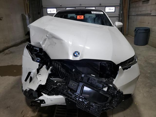 WBY13HG05SCU83663 - 2025 BMW I5 XDRIVE 40 WHITE photo 5