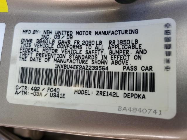 1NXBU4EE2AZ239564 - 2010 TOYOTA COROLLA BASE GOLD photo 12