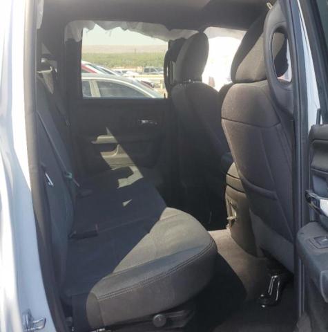 1C6RR7GG9NS176637 - 2022 RAM 1500 CLASS SLT 白色 照片 10