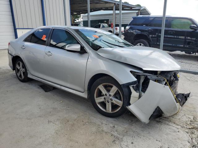 4T1BF1FK0CU151743 - 2012 TOYOTA CAMRY BASE SILVER photo 4