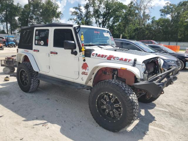 1C4BJWDG2HL565909 - 2017 JEEP WRANGLER U SPORT WHITE photo 4