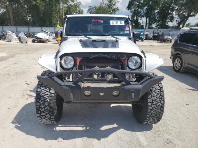 1C4BJWDG2HL565909 - 2017 JEEP WRANGLER U SPORT WHITE photo 5