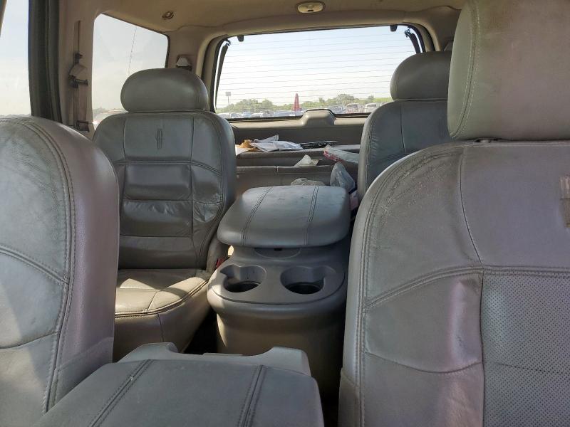 5LMEU27R02LJ13743 - 2002 LINCOLN NAVIGATOR BLACK photo 10