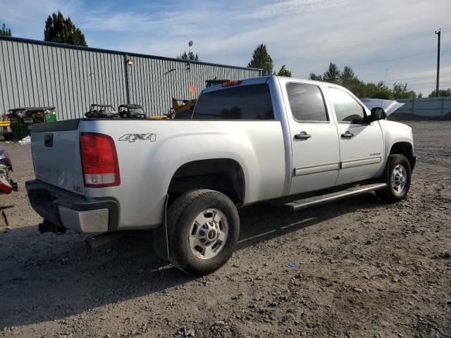 1GT120EG9EF132943 - 2014 GMC SIERRA K2500 SLE SILVER photo 3