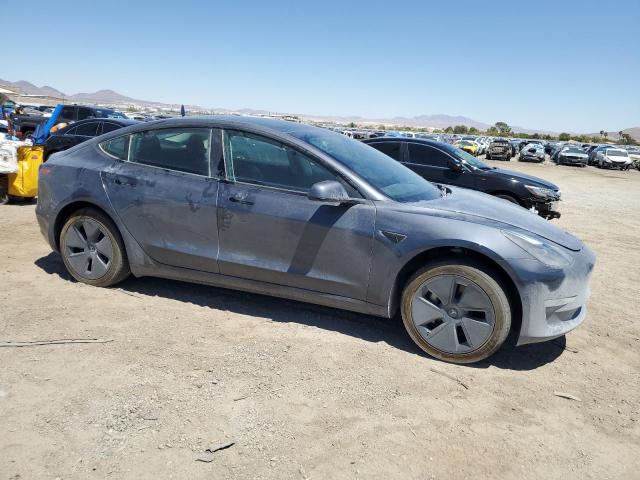 5YJ3E1EA1PF657696 - 2023 TESLA MODEL 3 GRAY photo 4