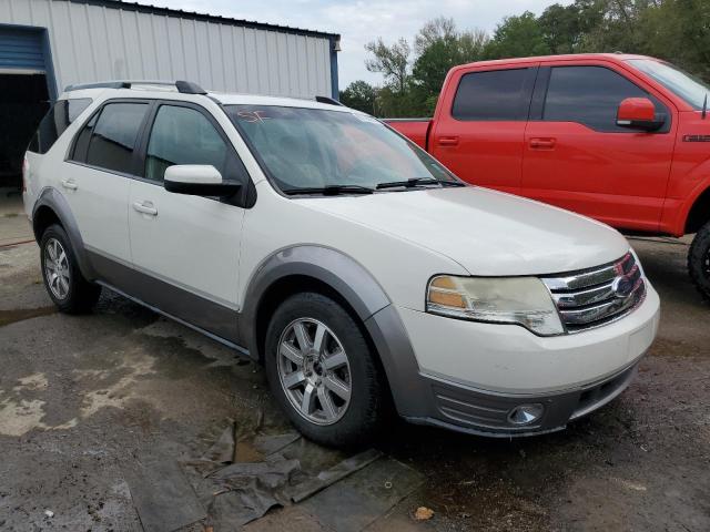 1FMDK02W19GA03597 - 2009 FORD TAURUS X SEL WHITE photo 4