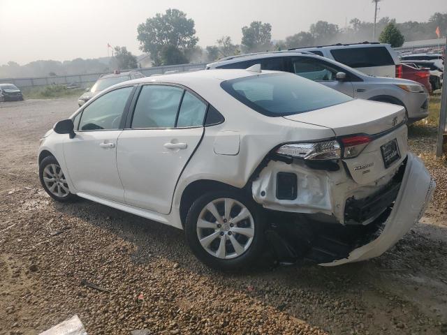 5YFEPMAE6NP359076 - 2022 TOYOTA COROLLA LE WHITE photo 2