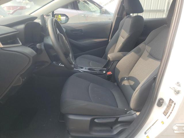 5YFEPMAE6NP359076 - 2022 TOYOTA COROLLA LE WHITE photo 7