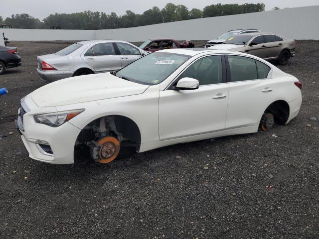 2018 INFINITI Q50 LUXE, 