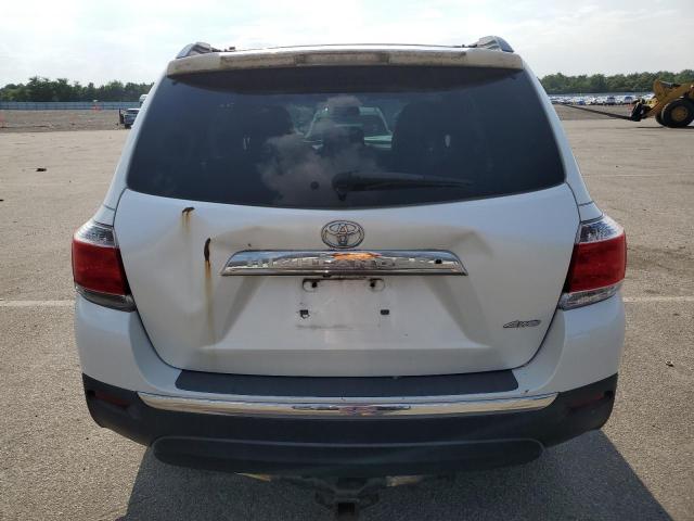 5TDBK3EH3DS215796 - 2013 TOYOTA HIGHLANDER BASE WHITE photo 6