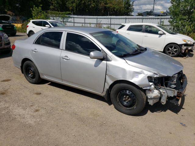 2T1BU4EE5DC033998 - 2013 TOYOTA COROLLA BASE ვერცხლისფერი ფოტო 4