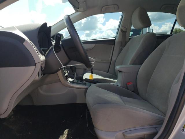 2T1BU4EE5DC033998 - 2013 TOYOTA COROLLA BASE ვერცხლისფერი ფოტო 7