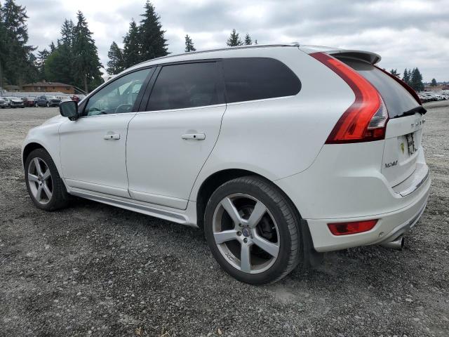 YV4902DZ6B2146709 - 2011 VOLVO XC60 T6 WHITE photo 2