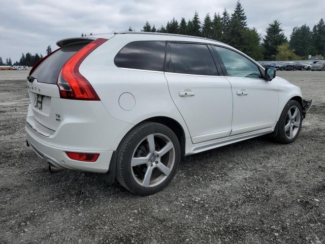 YV4902DZ6B2146709 - 2011 VOLVO XC60 T6 WHITE photo 3