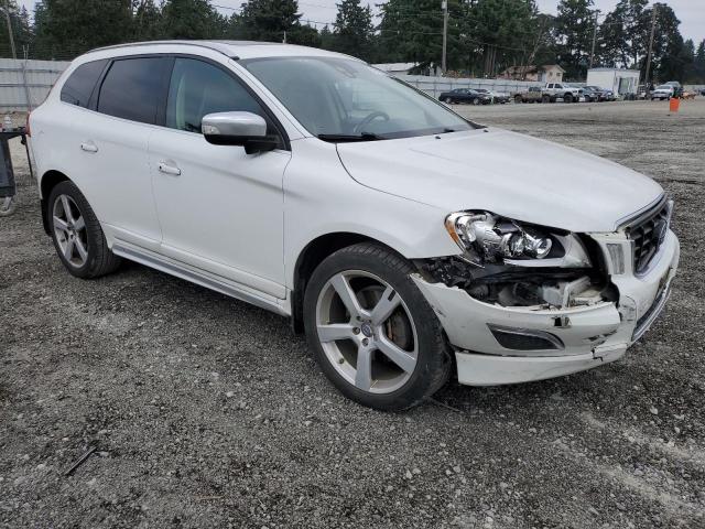 YV4902DZ6B2146709 - 2011 VOLVO XC60 T6 WHITE photo 4
