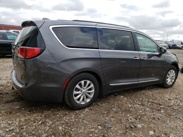 2C4RC1EG8JR261040 - 2018 CHRYSLER PACIFICA TOURING L PLUS GRAY photo 3