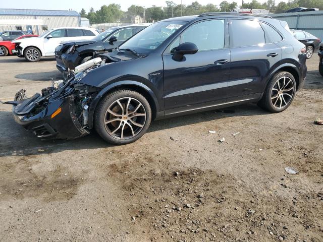 2022 PORSCHE CAYENNE E-HYBRID, 