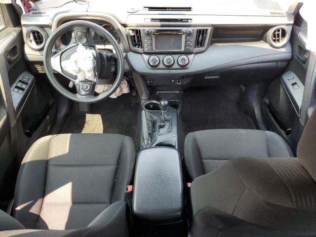 JTMZFREV7JD114442 - 2018 TOYOTA RAV4 LE أحمر صورة 8