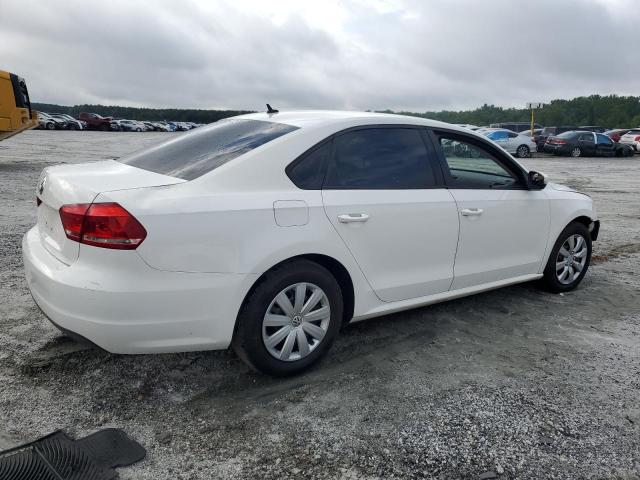 1VWAP7A38DC038563 - 2013 VOLKSWAGEN PASSAT S Biały zdjęcie 3