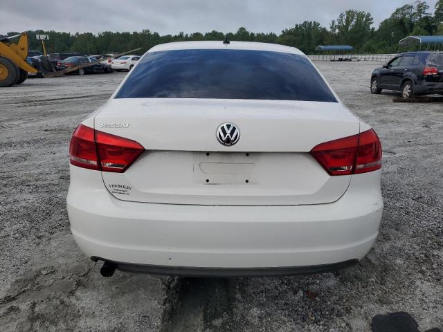 1VWAP7A38DC038563 - 2013 VOLKSWAGEN PASSAT S Biały zdjęcie 6