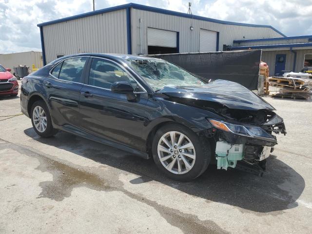 4T1C11AK3NU661825 - 2022 TOYOTA CAMRY LE BLACK photo 4