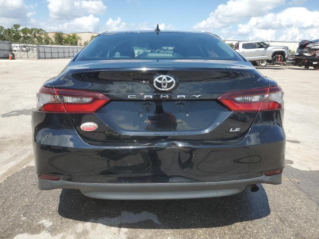 4T1C11AK3NU661825 - 2022 TOYOTA CAMRY LE BLACK photo 6