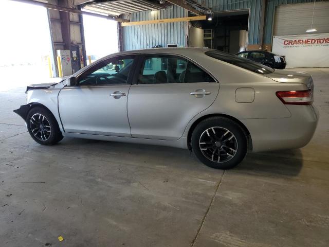 4T4BF3EK3AR006518 - 2010 TOYOTA CAMRY BASE ვერცხლისფერი ფოტო 2