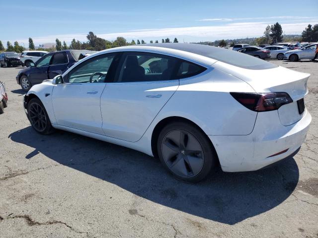 5YJ3E1EB0LF618018 - 2020 TESLA MODEL 3 WHITE photo 2