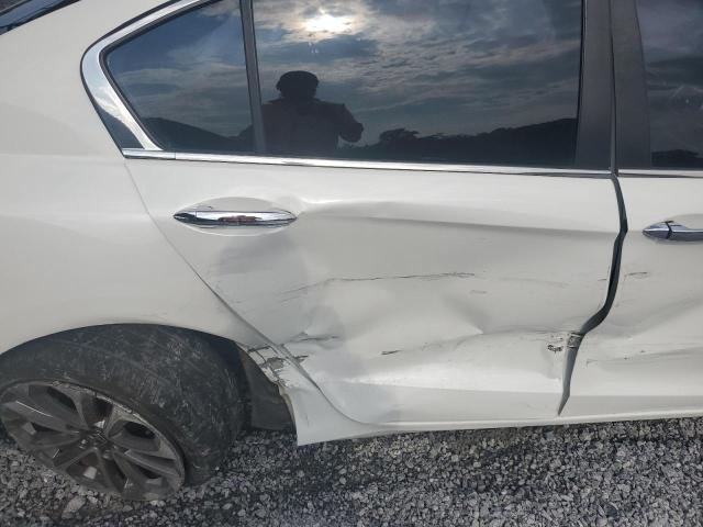 1HGCR2F55FA024977 - 2015 HONDA ACCORD SPORT 白色 照片 10