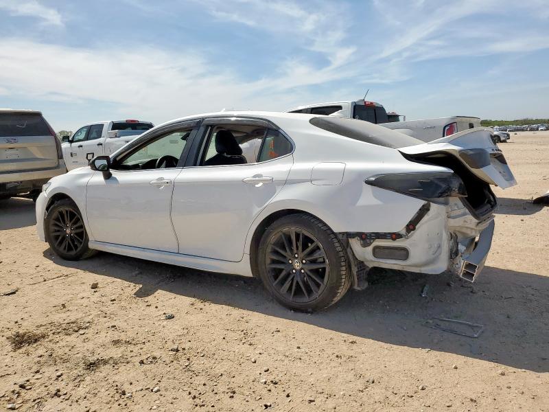 4T1G11AK3NU661504 - 2022 TOYOTA CAMRY SE WHITE photo 2