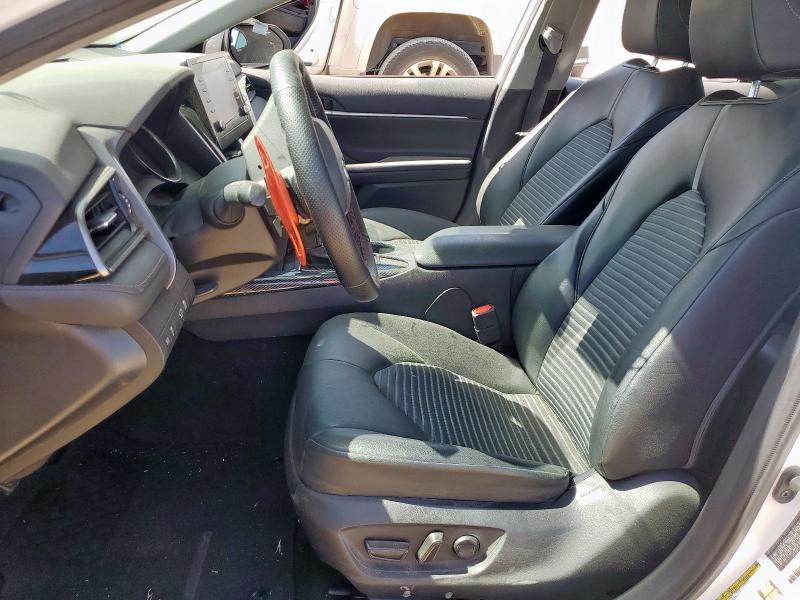 4T1G11AK3NU661504 - 2022 TOYOTA CAMRY SE WHITE photo 7