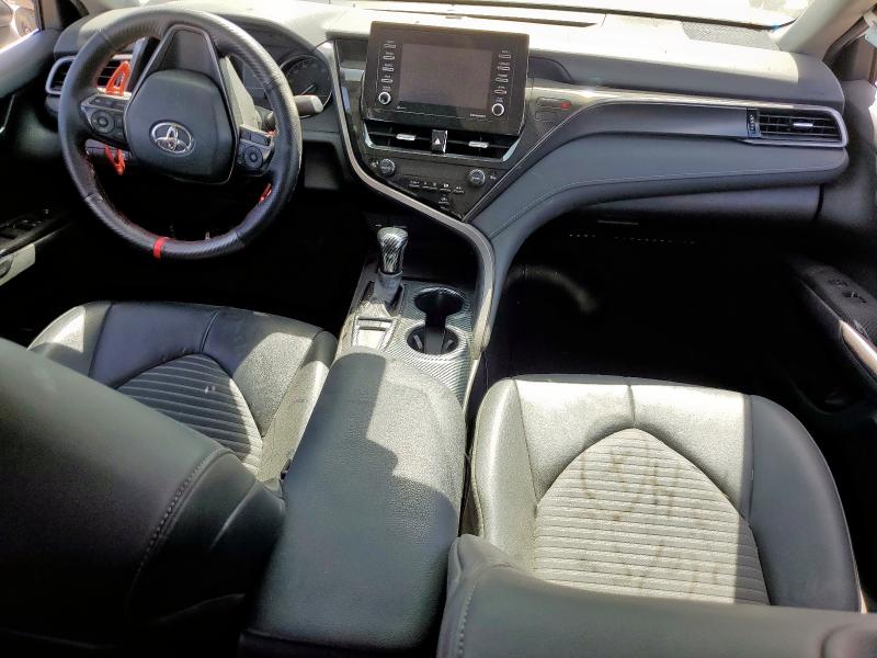 4T1G11AK3NU661504 - 2022 TOYOTA CAMRY SE WHITE photo 8