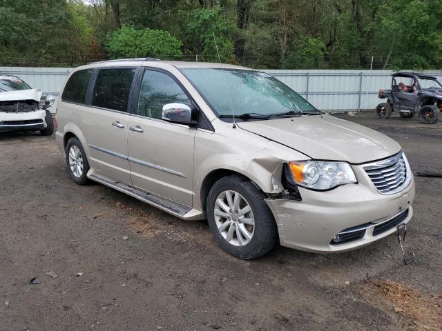 2C4RC1GG7GR105562 - 2016 CHRYSLER TOWN & COU LIMITED PLATINUM BEIGE photo 4