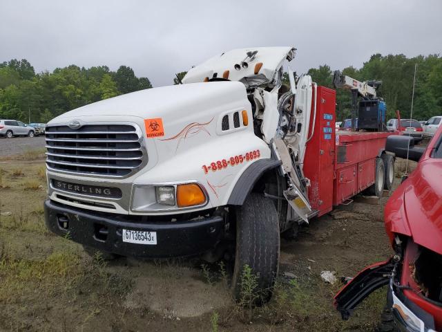 2FZHAZA803AK56983 - 2003 STERLING TRUCK LT 9500 WHITE photo 2