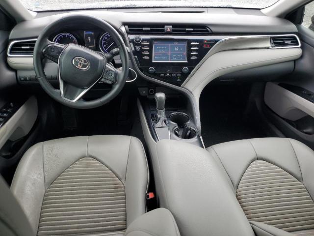 4T1B11HK5JU650871 - 2018 TOYOTA CAMRY L BLUE photo 8