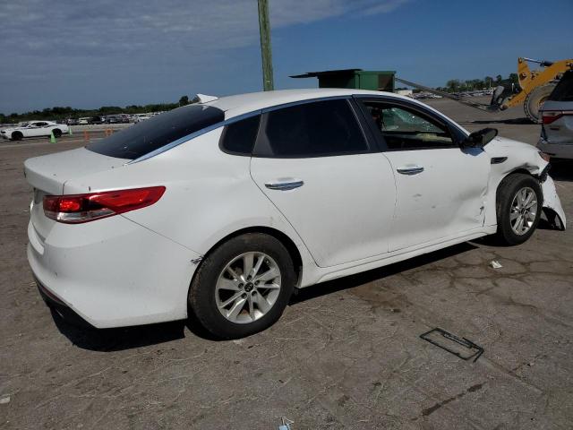 5XXGT4L34JG213214 - 2018 KIA OPTIMA LX WHITE photo 3