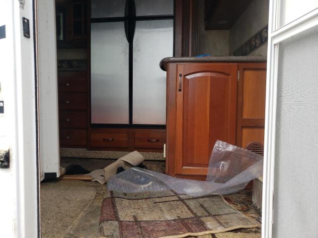 4YDF34528CE780658 - 2012 ALPI 5TH WHEEL WHITE photo 5