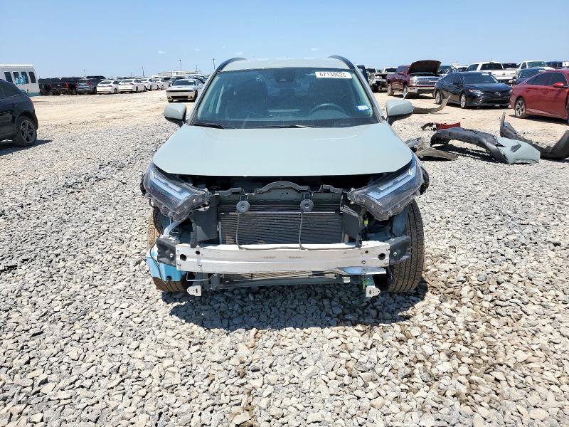 2T3W1RFVXPW265884 - 2023 TOYOTA RAV4 XLE 绿色 照片 5