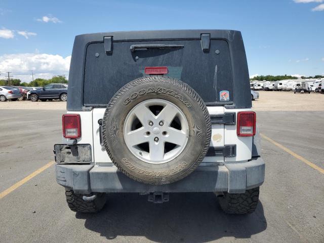 1J4BA3H10BL628821 - 2011 JEEP WRANGLER U SPORT WHITE photo 6