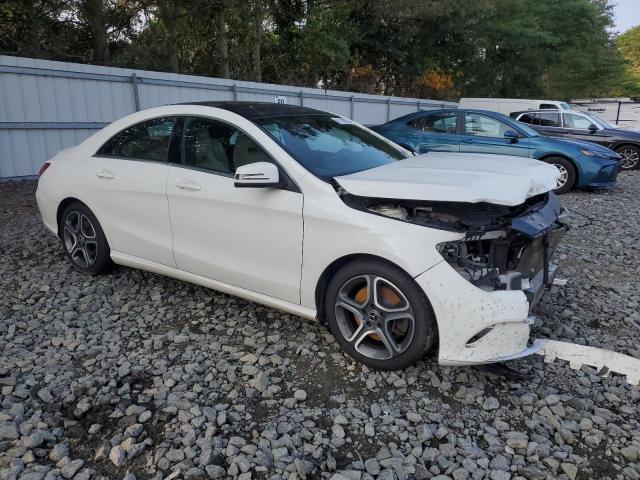WDDSJ4GB2JN509201 - 2018 MERCEDES-BENZ CLA 250 4MATIC WHITE photo 4