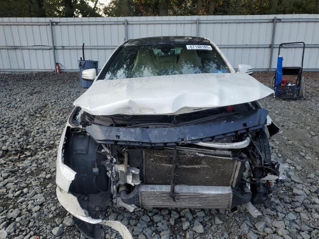 WDDSJ4GB2JN509201 - 2018 MERCEDES-BENZ CLA 250 4MATIC WHITE photo 5